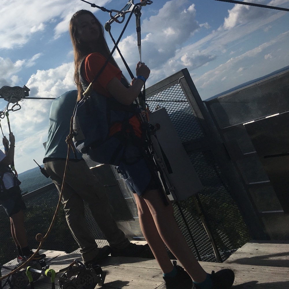 Meet your Posher, Chloe